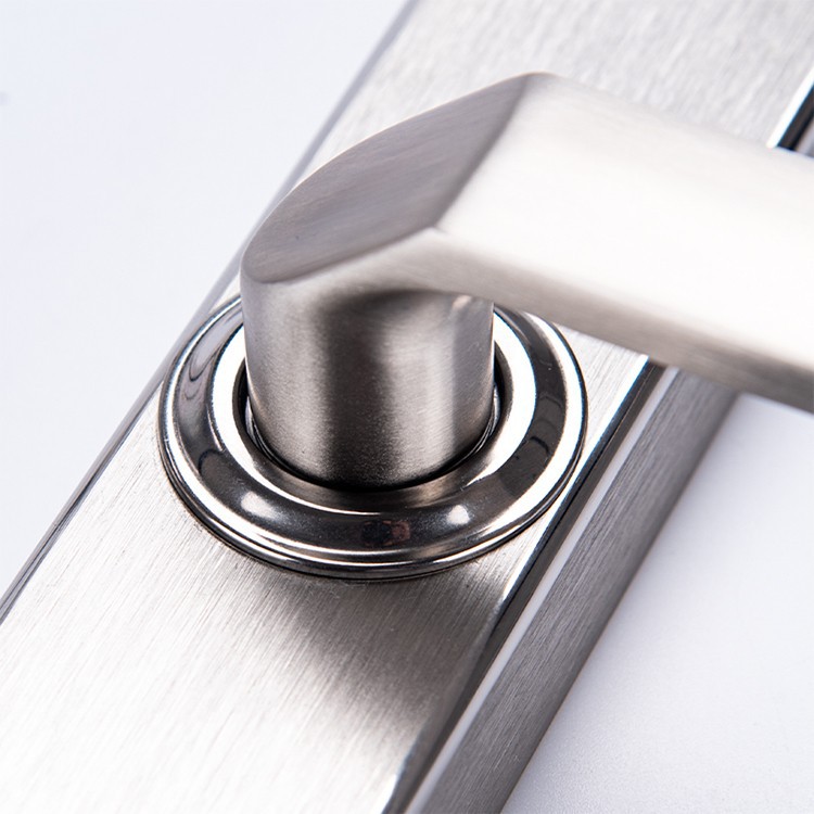 Mechanical keyless door lock.3